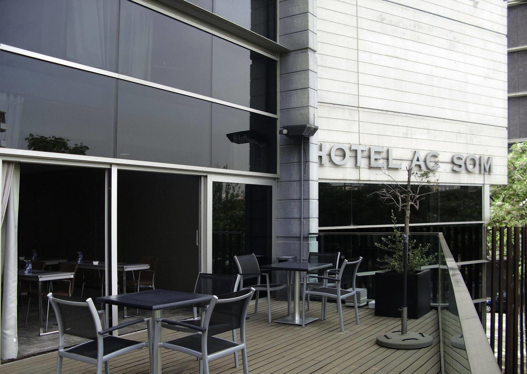 Ac Hotel Som By Marriott L'Hospitalet de Llobregat Exteriör bild